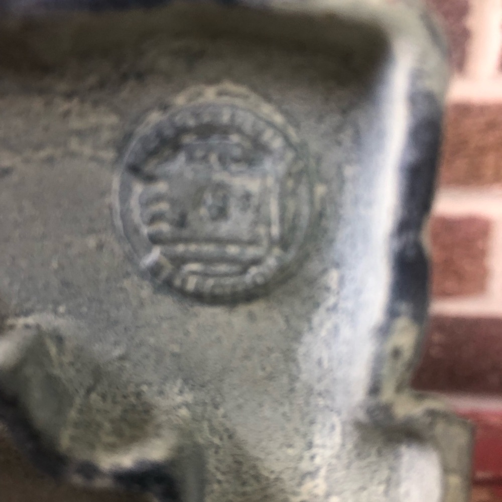 Liberty Bell bicentennial cast iron 1976 Virginia Metal Co bookends, door stop - Picture 5 of 8
